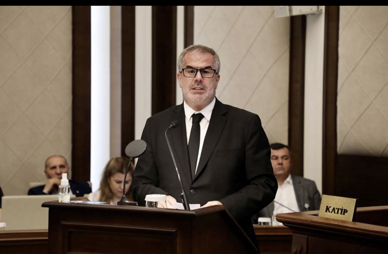 KİŞİLERİN MEMLEKETİNE DEĞİL, LİYAKATİNE BAKARIZ