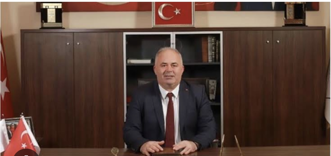 AK PARTİ ÇATALCA YENİ YÖNETİMLE YOLA ÇIKIYOR